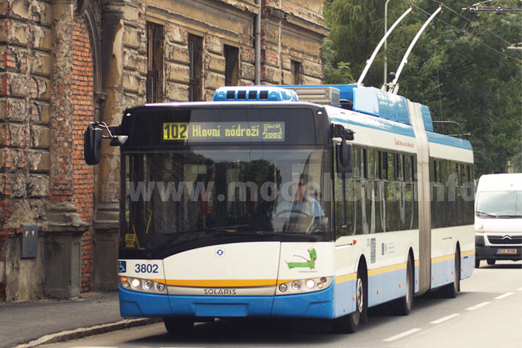 Solaris Trollino 18 des öffentlichen Verkehrsbetriebes aus Ostrava.
