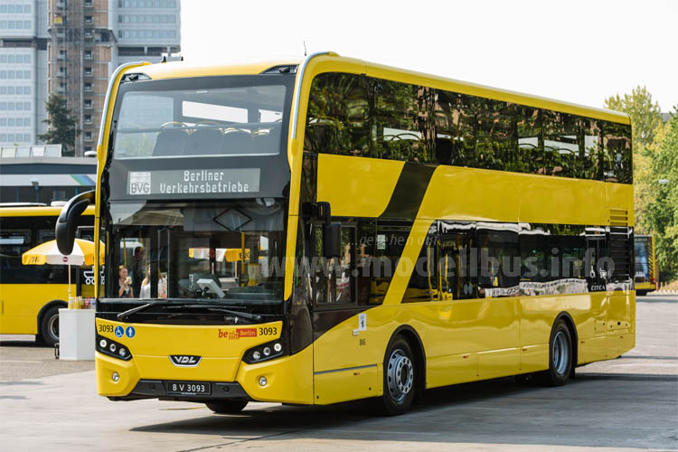 Weltpremiere in Berlin: Der neue VDL-Linienbus-Doppeldecker der Citea-Baureihe. 