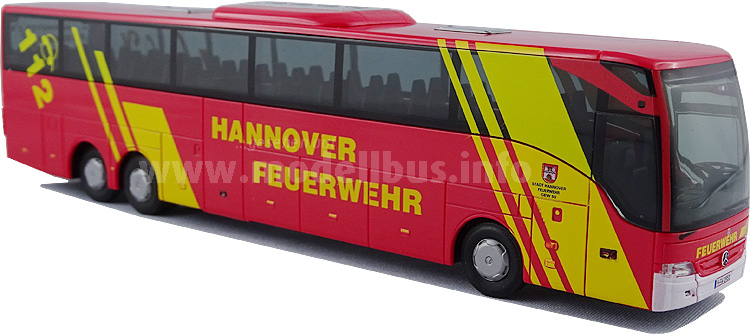 Der GEW der BF Hannover hat als Basis einen Mercedes-Benz Tourismo L. 