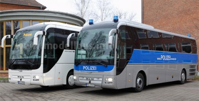 Neue Polizei-Busse