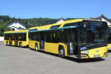 Solaris Bus-Zug