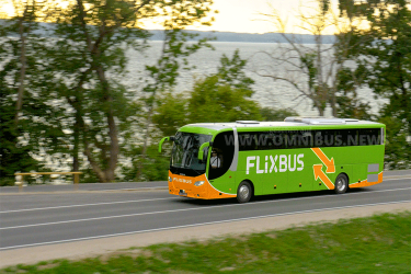 Fernbusse & Geschäftsreisen