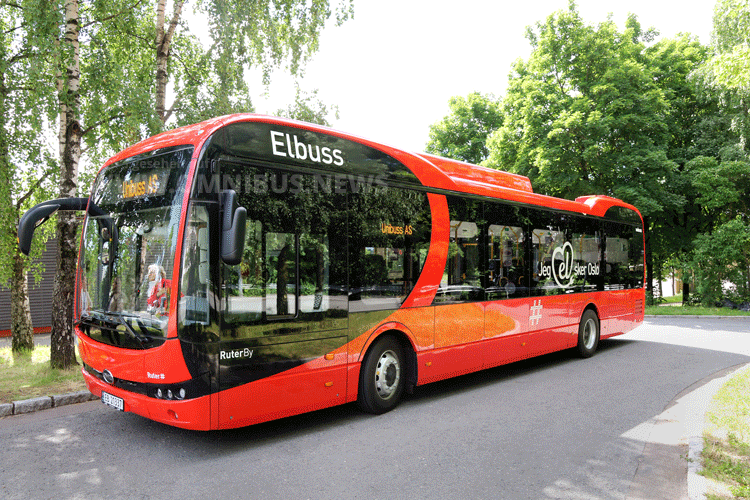 23 E-Busse für Unibuss