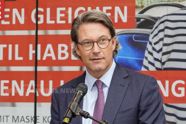 Scheuer dankt Busfahrern