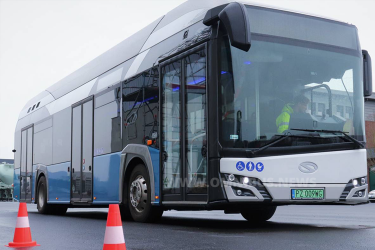 REVG testet H2-Bus