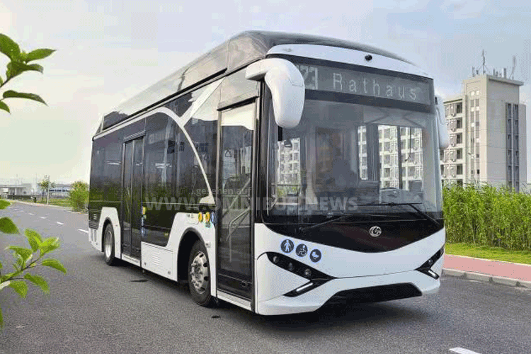 Neuer E-Bus mit 8,5m
