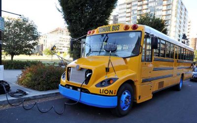 1.000 E-Schulbusse für STC