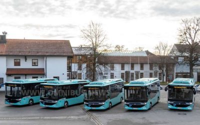 E-Stadtbusse gestartet