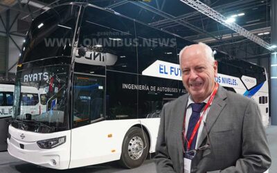 Doppeldecker von Ayats